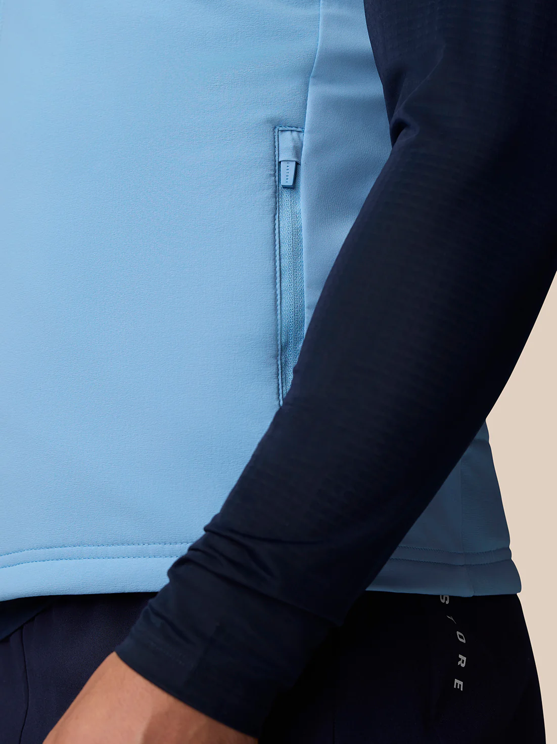 Apex Training Gilet - Sky Blue - Image 4