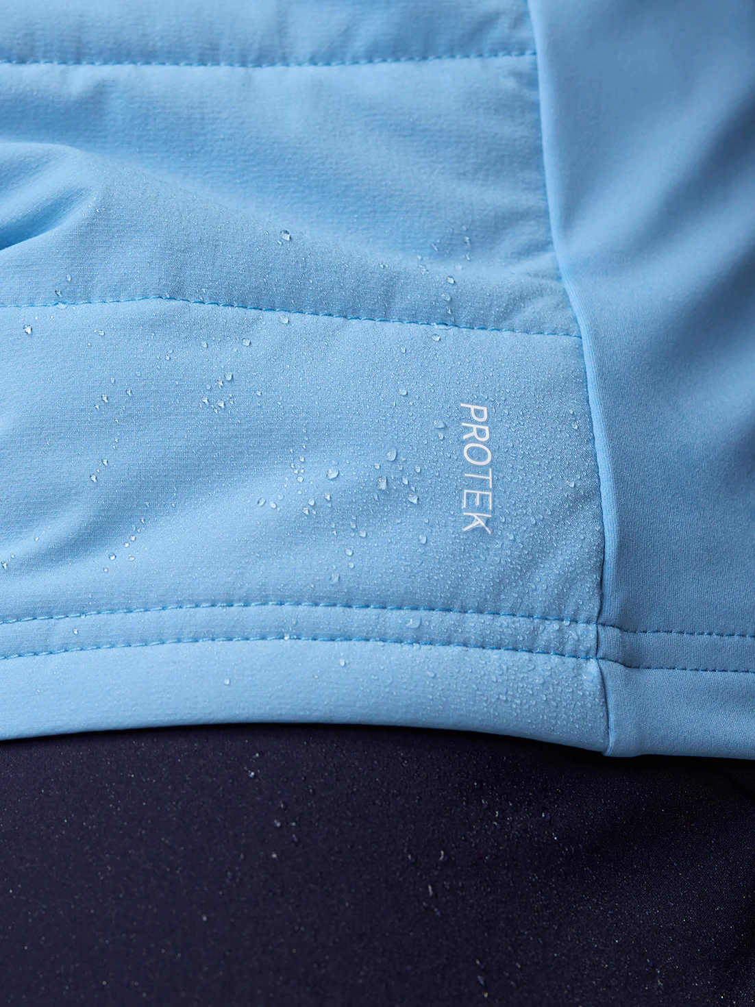 Apex Training Gilet - Sky Blue - Image 5