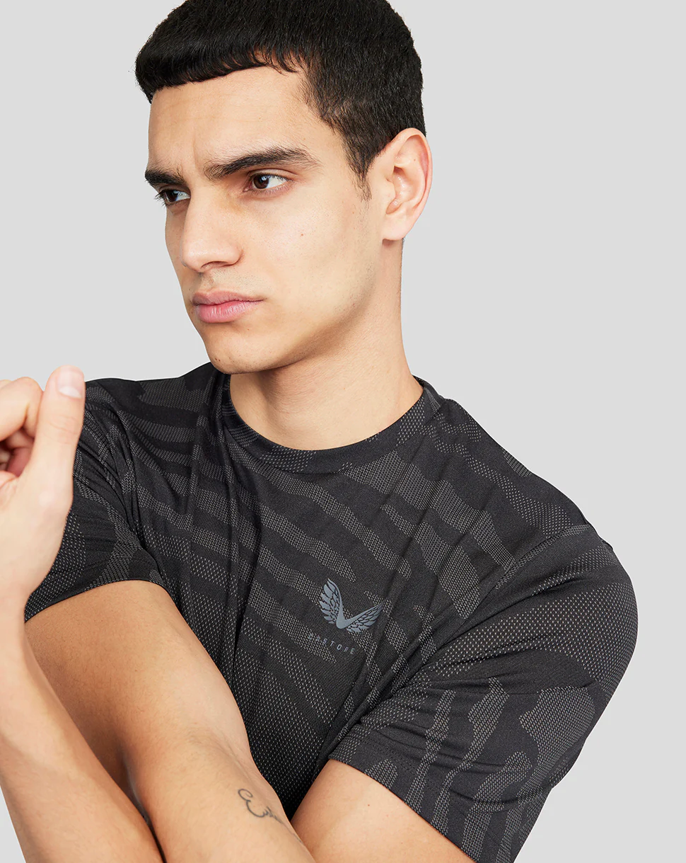 Men's Core Tech T-Shirt - Black - Image 4