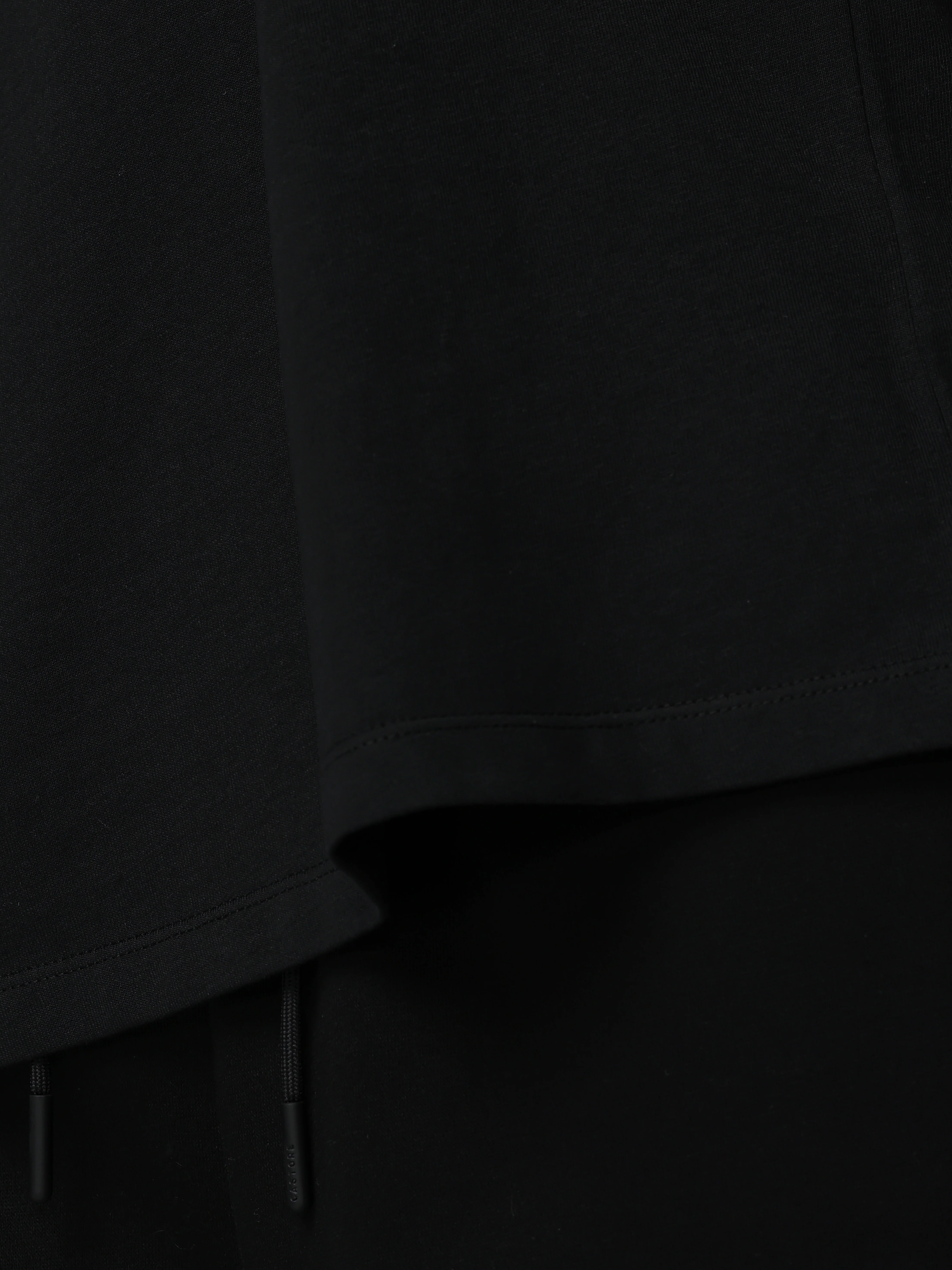 Men’s Adapt Cotton Short Sleeve Loose Fit T-Shirt - Black - Image 6