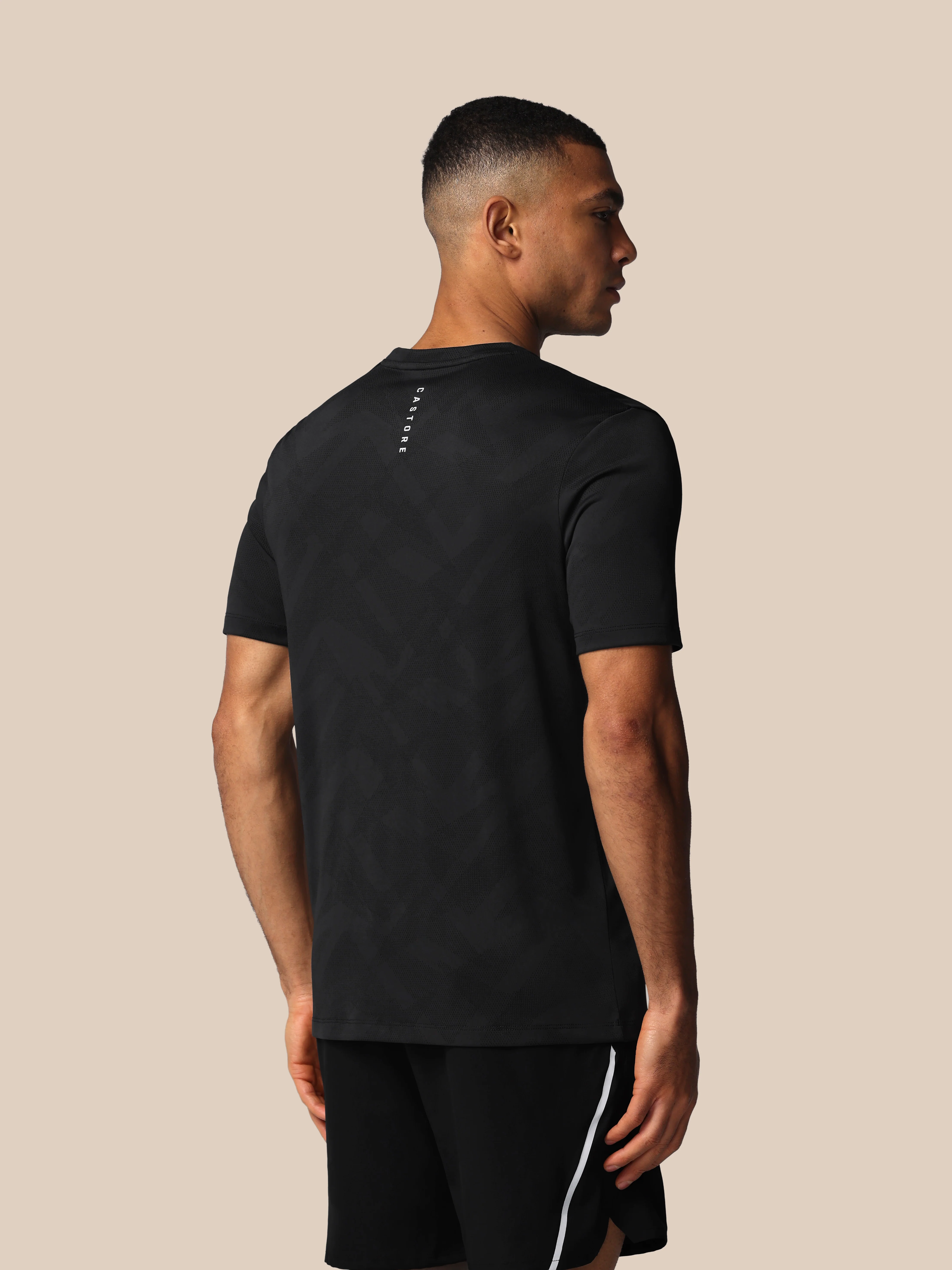 Men’s Apex Engineered Short Sleeve T-Shirt - Black - Image 2