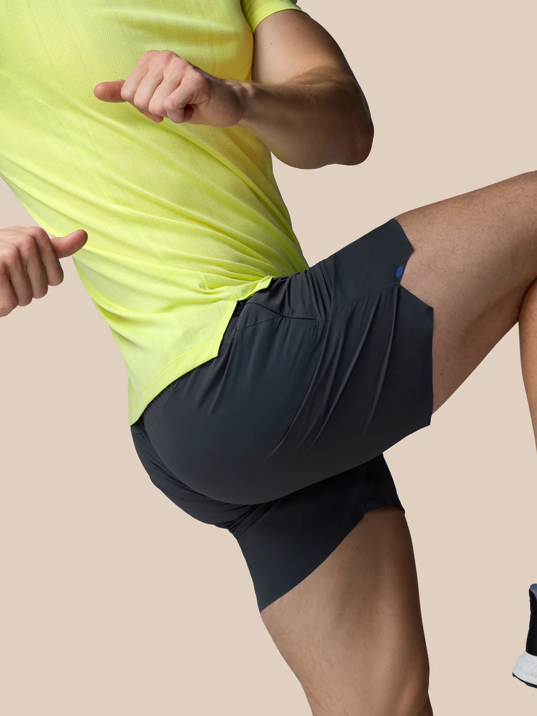 Men’s x Paul Smith Performance 6” Shorts - Charcoal - Image 5
