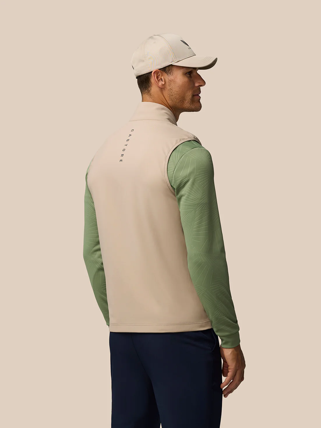 Golf Pinnacle Gilet - Mushroom - Image 5