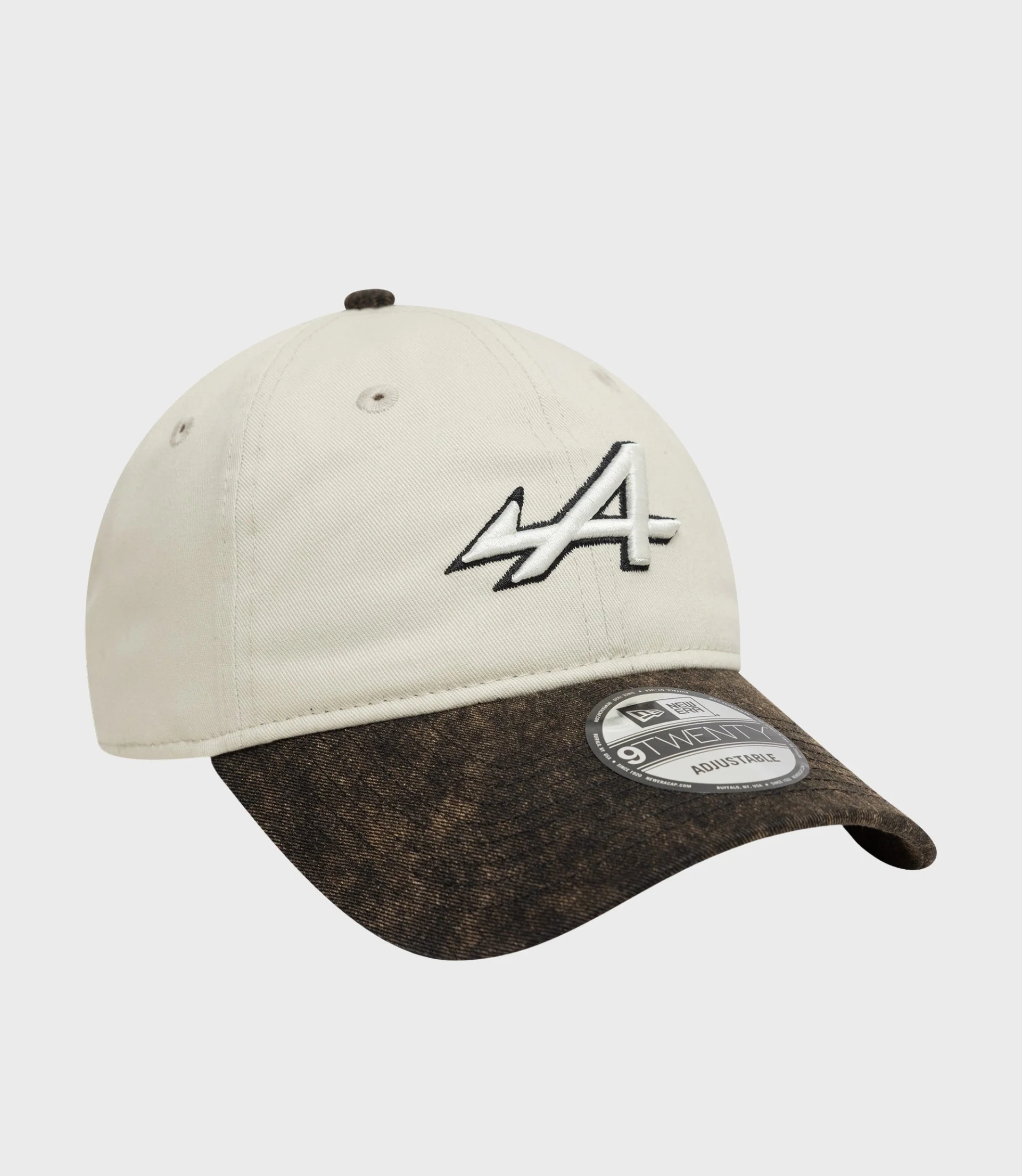 New Era Alpine Acid Wash 9Twenty® Cap - White - Image 3