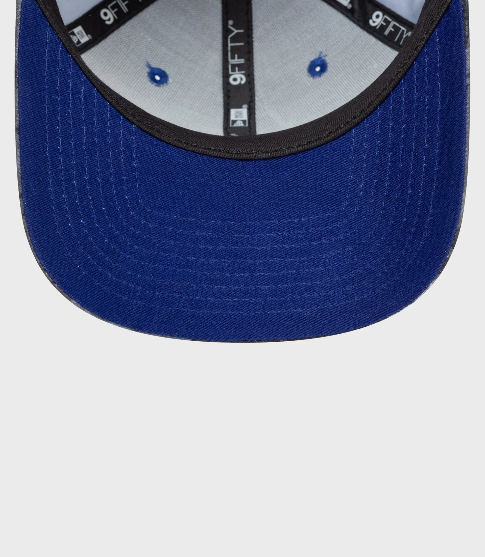New Era Alpine Tonal Floral 9Fifty® Pre-Curve Cap - Navy - Image 5