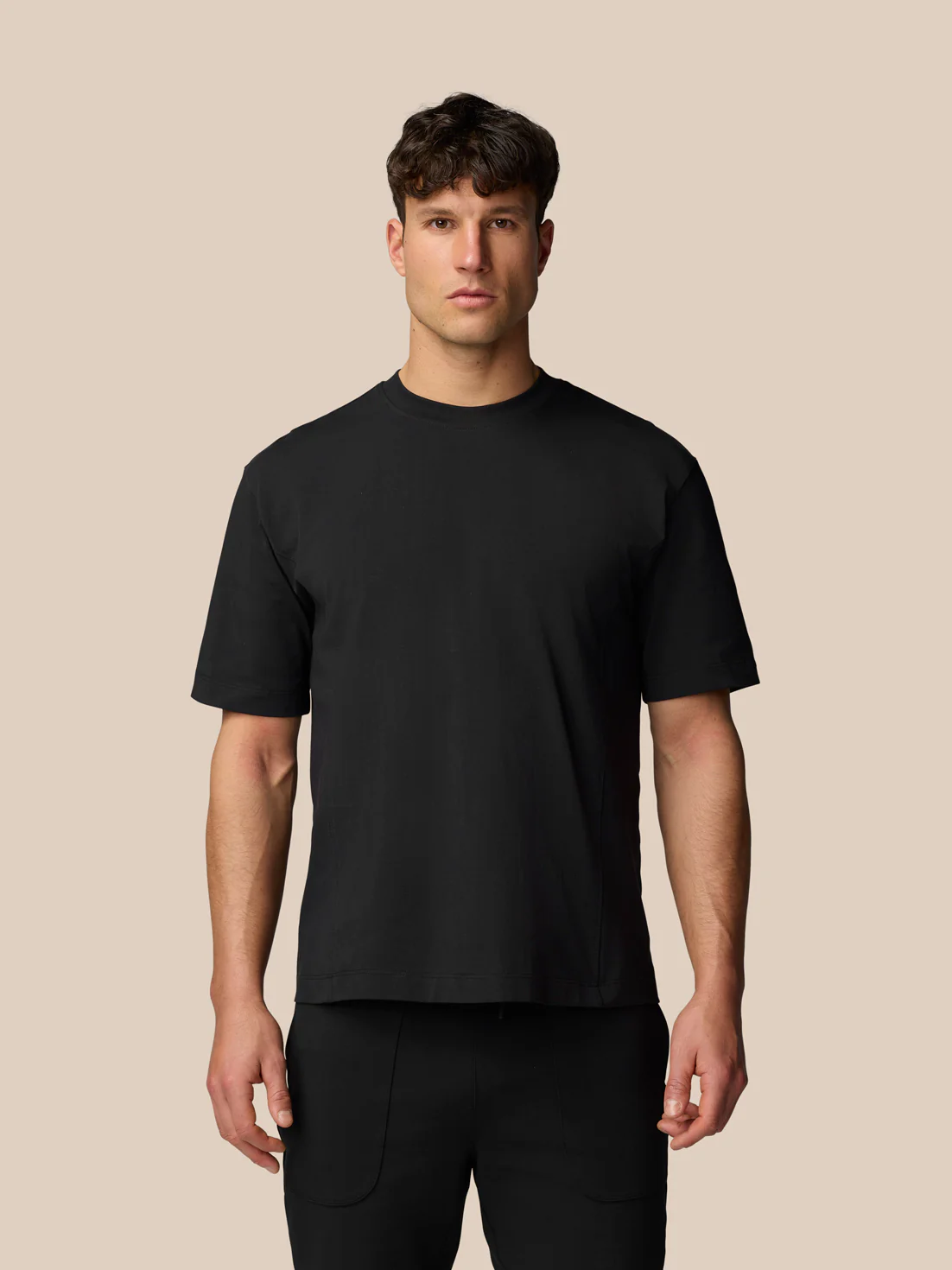 Travel T-Shirt - Caviar